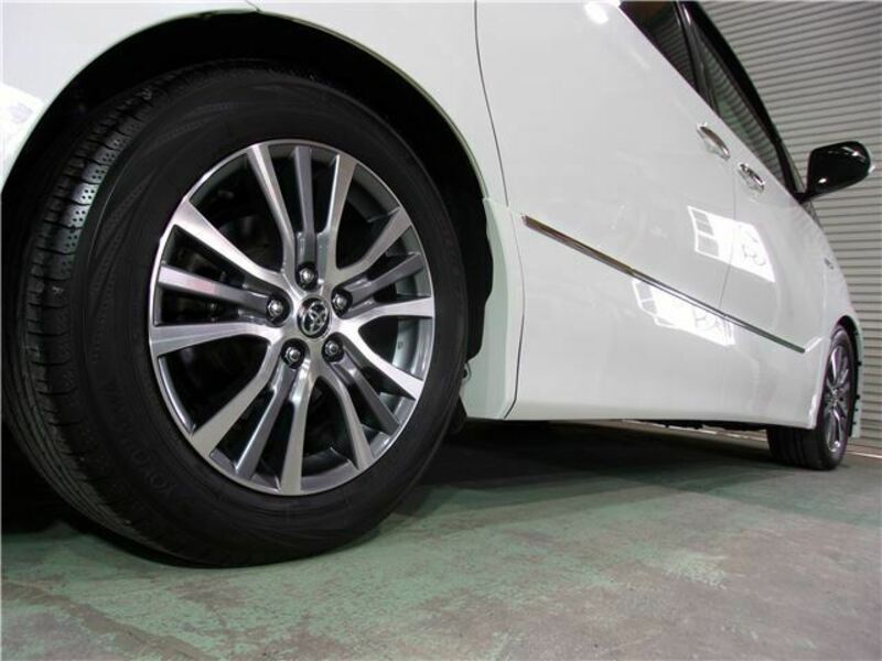 ESTIMA HYBRID-22