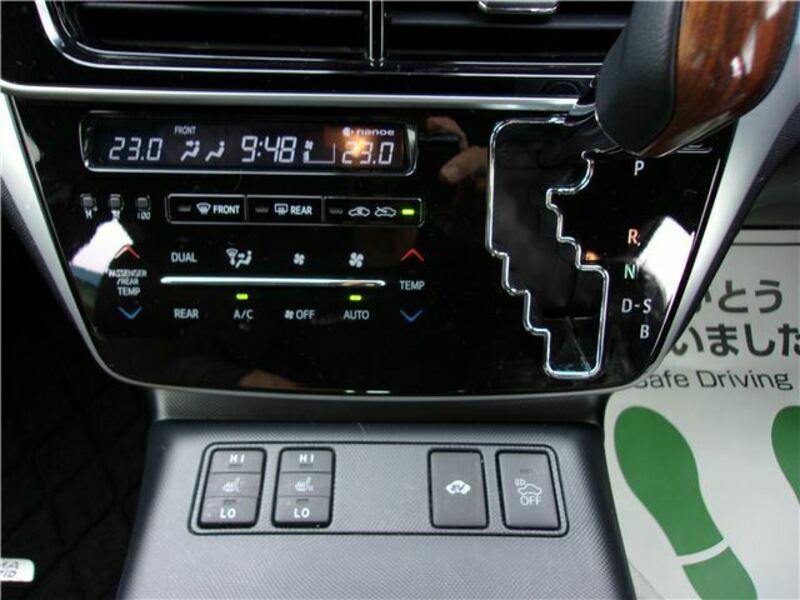 ESTIMA HYBRID-39