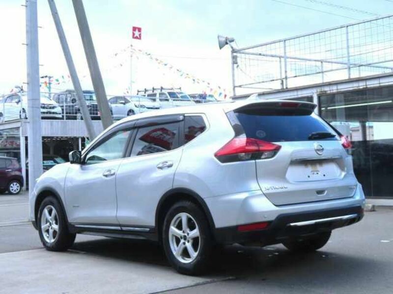 X-TRAIL-3