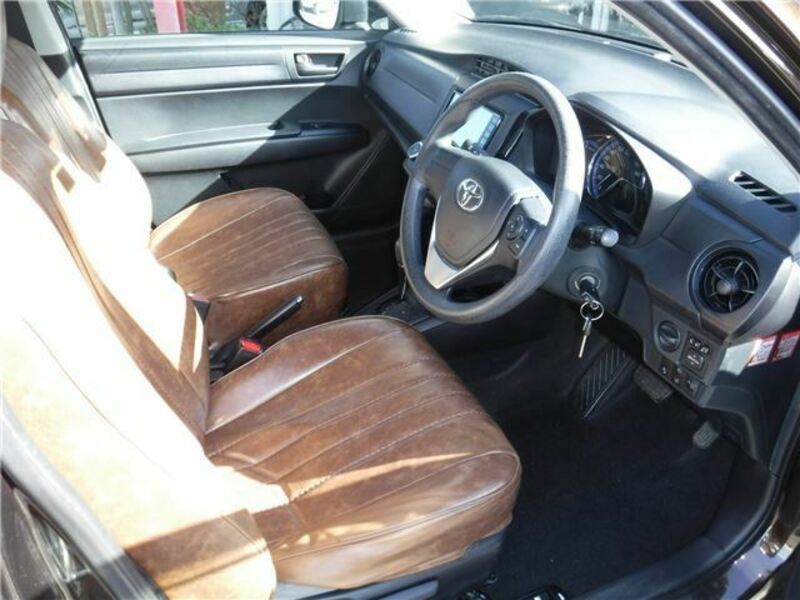 COROLLA AXIO-7