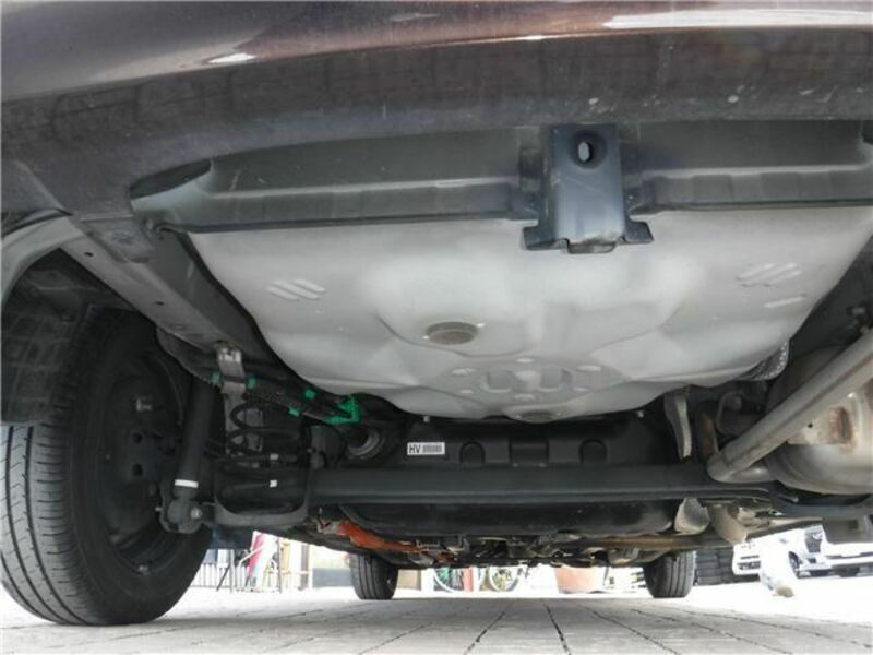 COROLLA AXIO-16