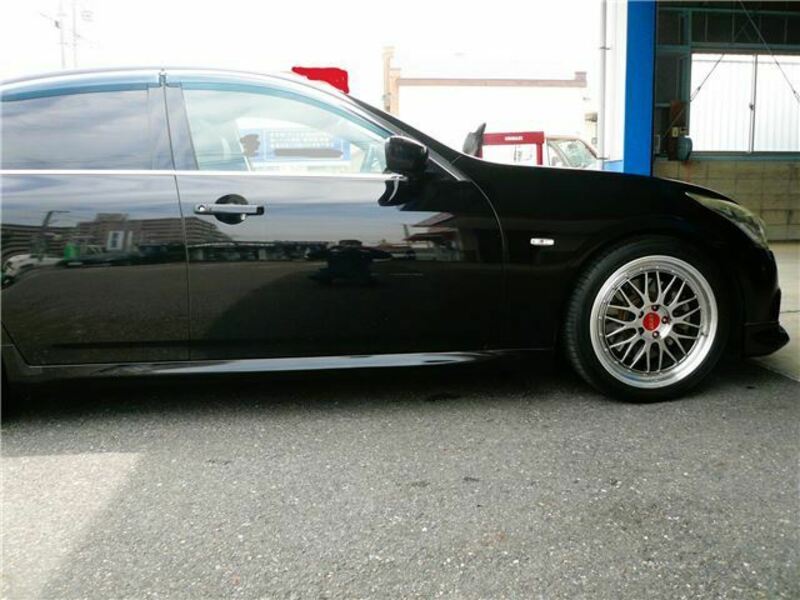 SKYLINE