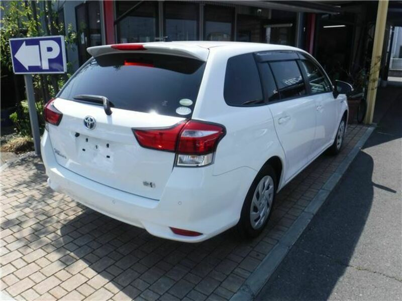 COROLLA FIELDER