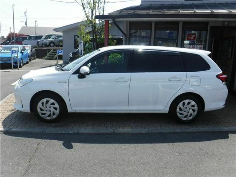 COROLLA FIELDER