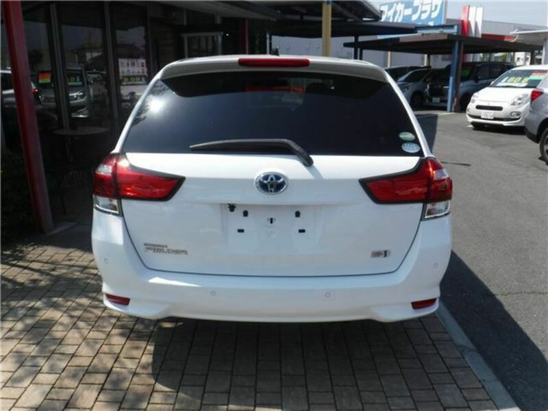 COROLLA FIELDER
