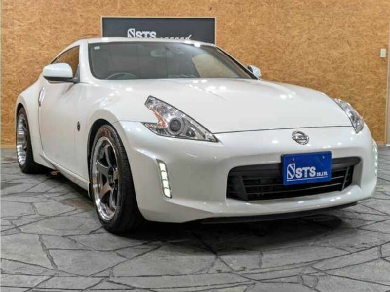 NISSAN　FAIRLADY Z