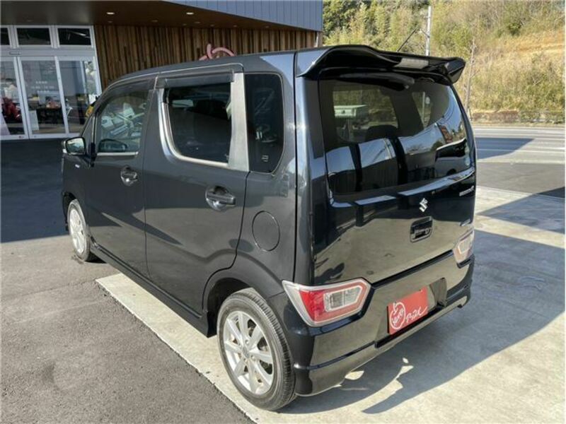 WAGON R