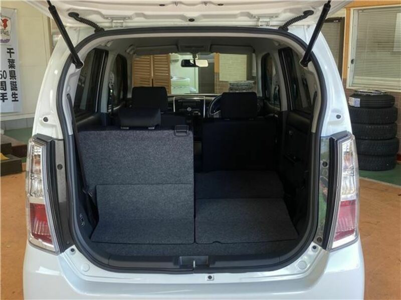 WAGON R-13