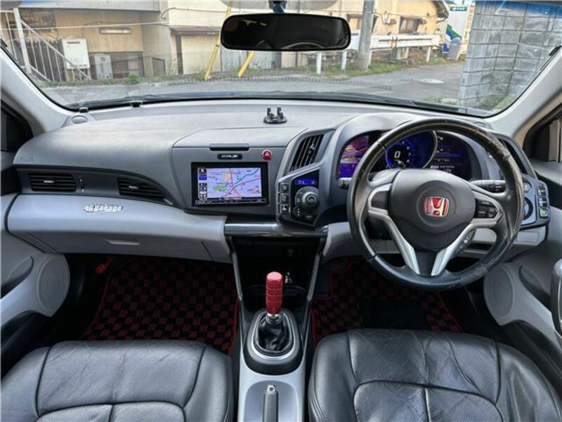 CR-Z-12