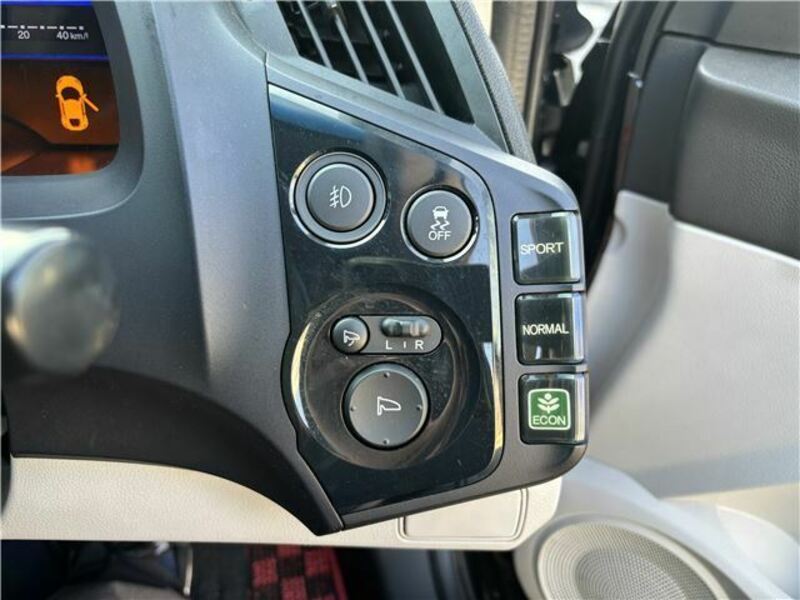 CR-Z-13