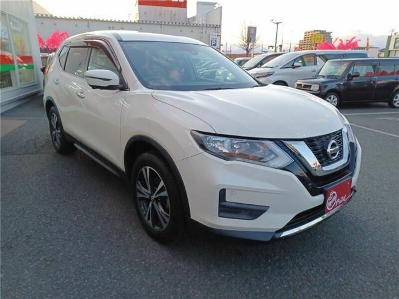 X-TRAIL