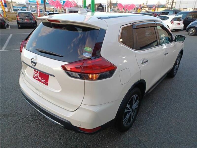X-TRAIL-8
