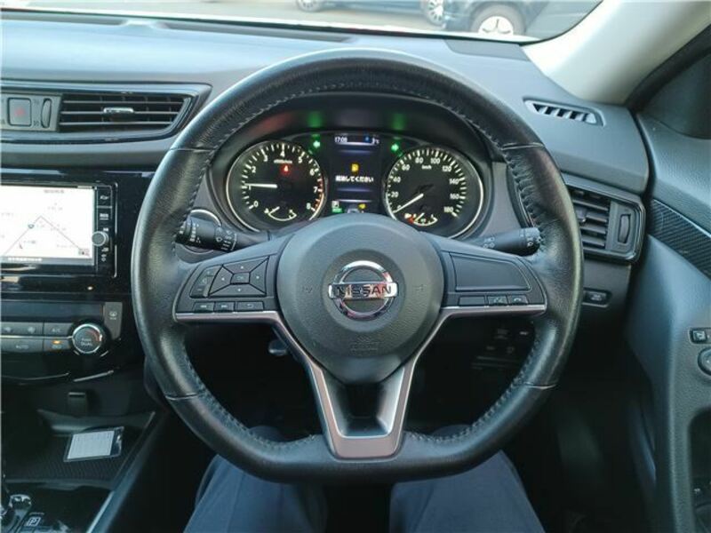 X-TRAIL-13