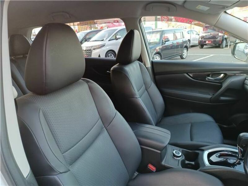 X-TRAIL-21