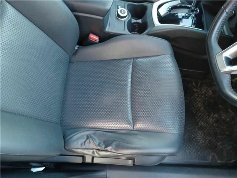 X-TRAIL-22