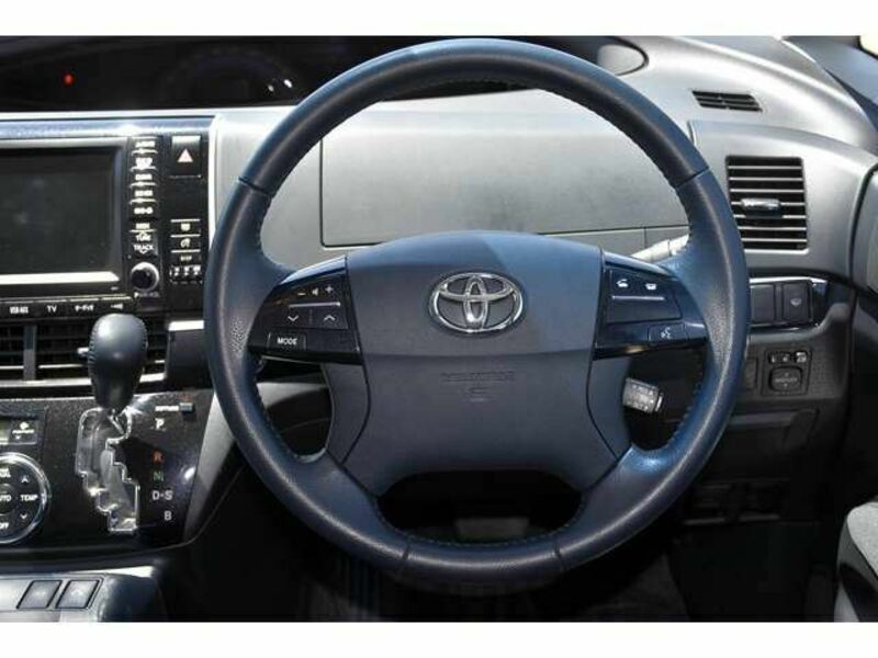 ESTIMA HYBRID-10