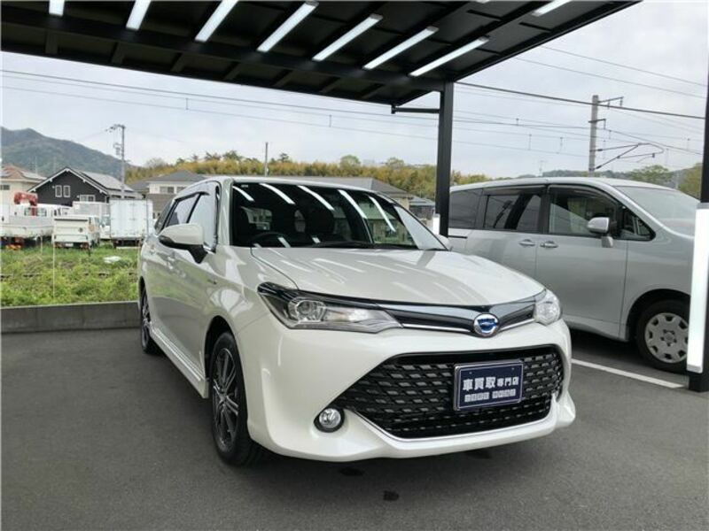 COROLLA FIELDER