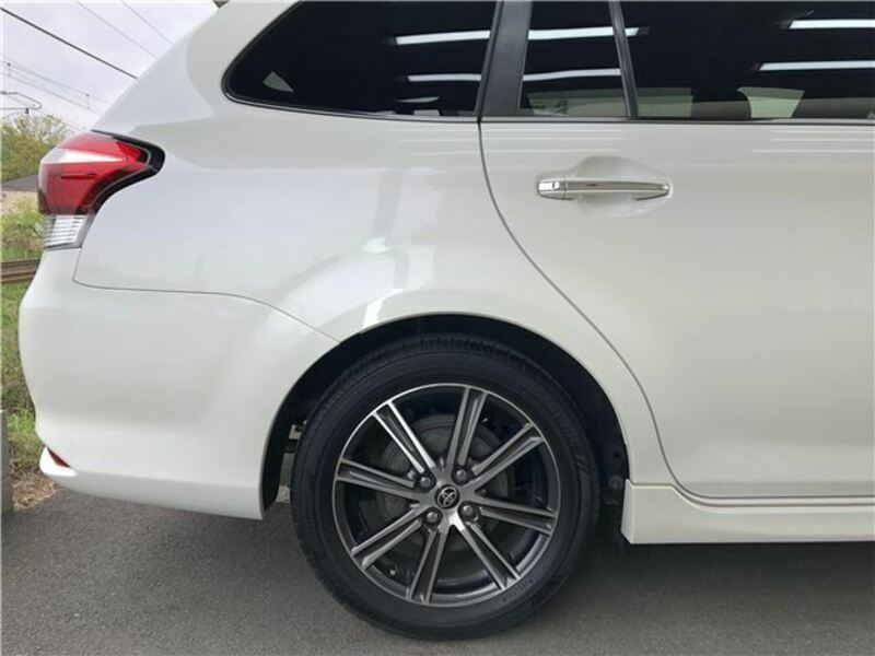 COROLLA FIELDER