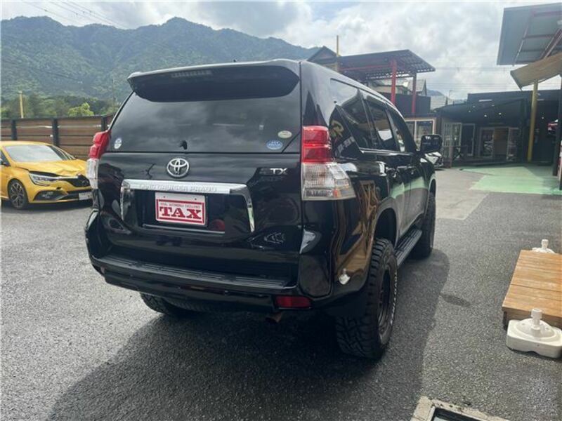 LAND CRUISER PRADO-9
