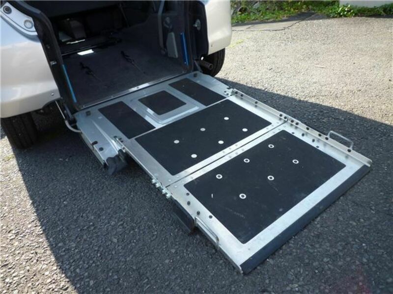 WAGON R-3