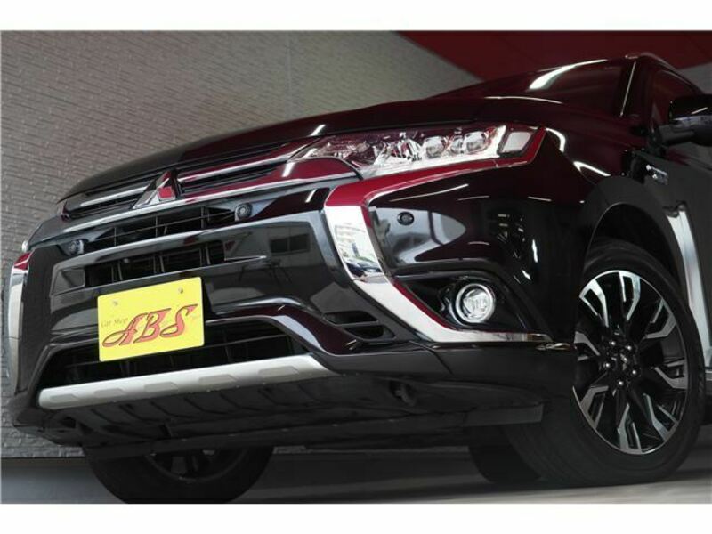 OUTLANDER PHEV-1