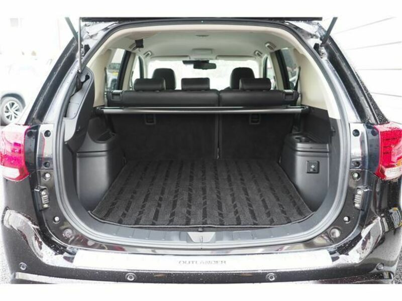 OUTLANDER PHEV-21