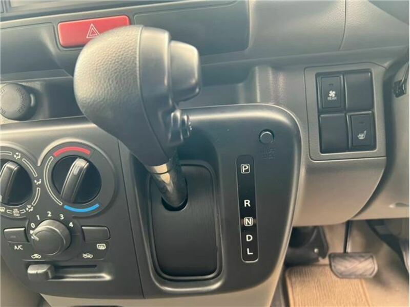 CLIPPER VAN