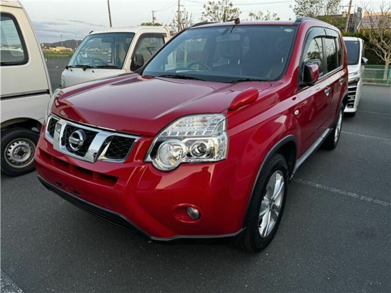 X-TRAIL