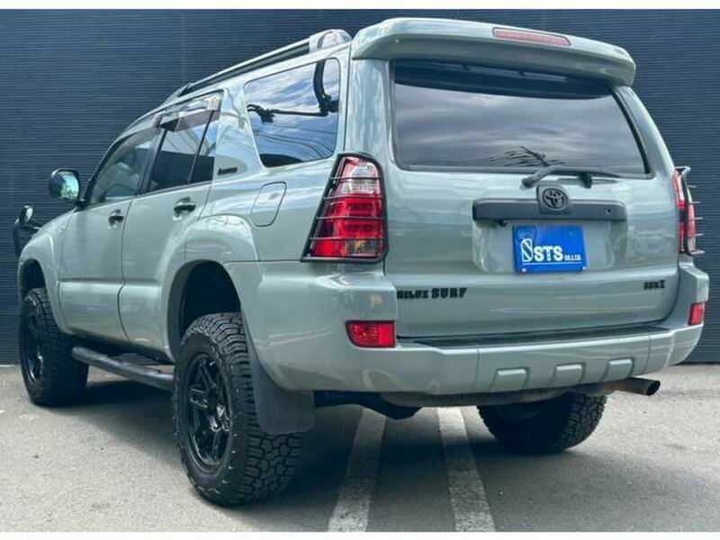 HILUX SURF