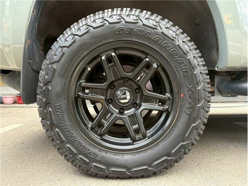 HILUX SURF