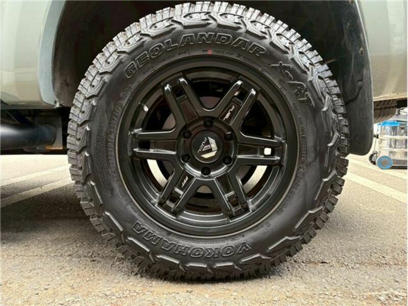 HILUX SURF