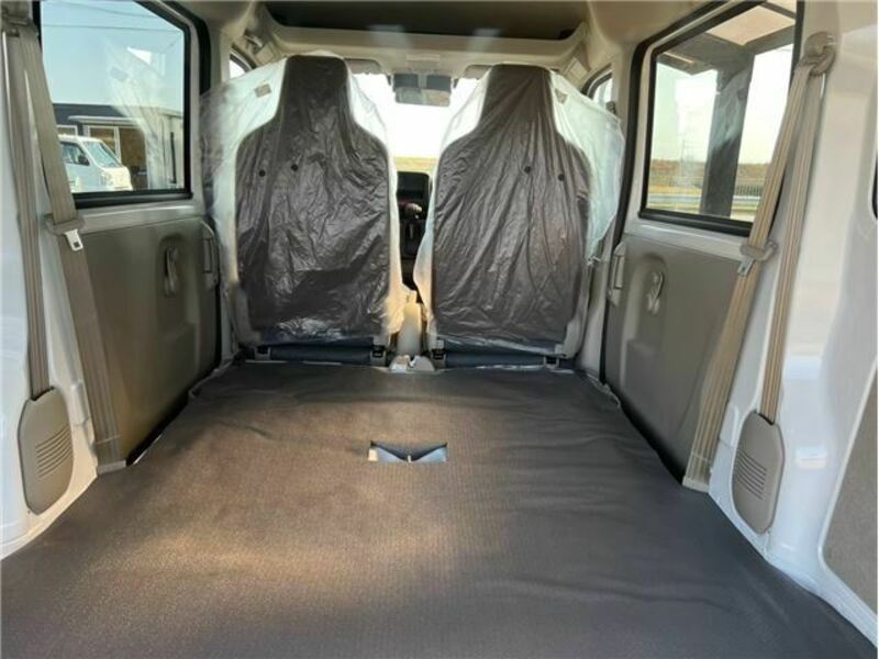 CLIPPER VAN