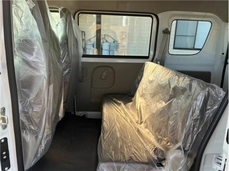 CLIPPER VAN