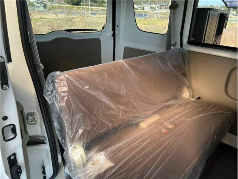 CLIPPER VAN