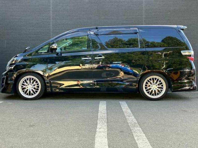 VELLFIRE-7