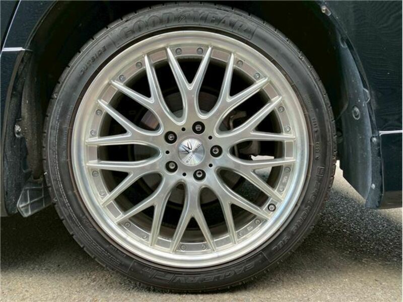 VELLFIRE-10