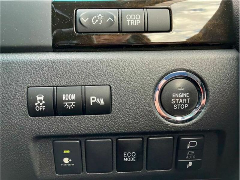 VELLFIRE-35