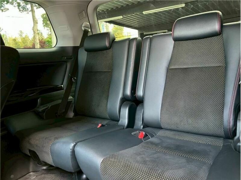 VELLFIRE-47