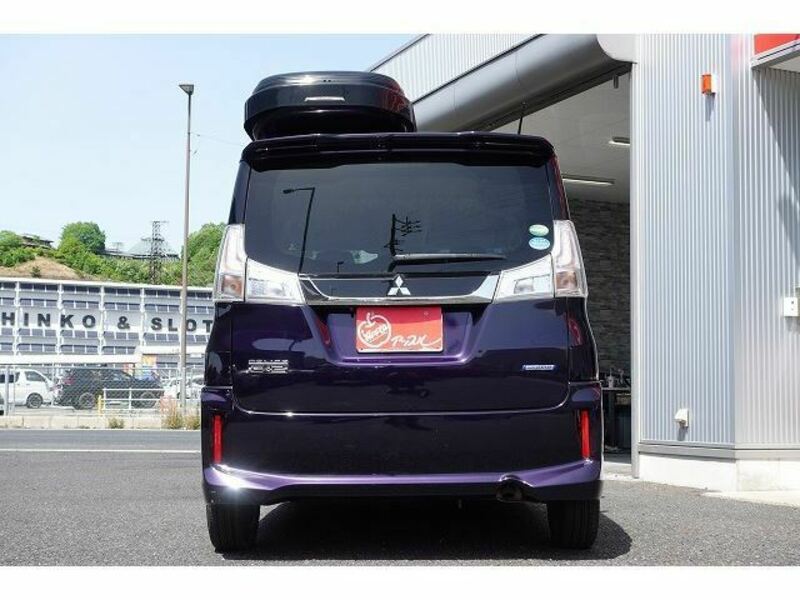 DELICA D2
