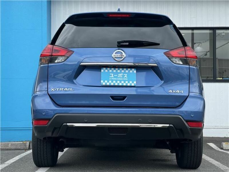 X-TRAIL