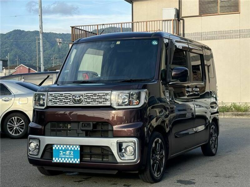 TOYOTA PIXIS MEGA