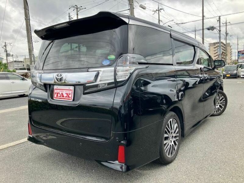 VELLFIRE-1