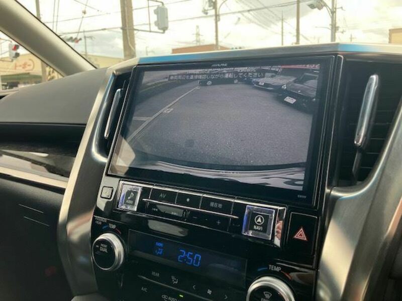VELLFIRE-3