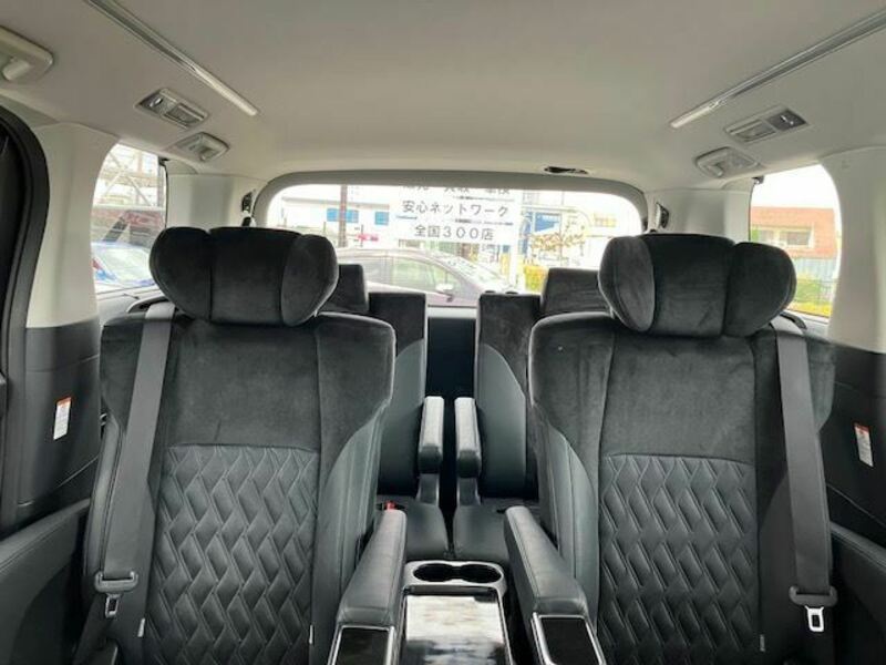 VELLFIRE-20