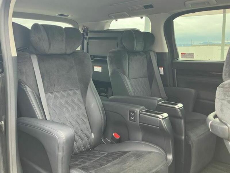 VELLFIRE-21