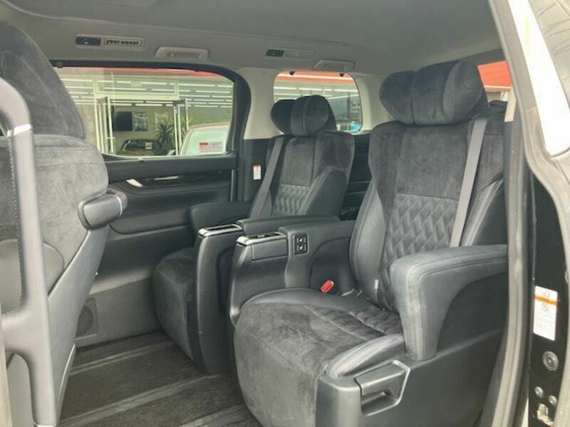 VELLFIRE-22