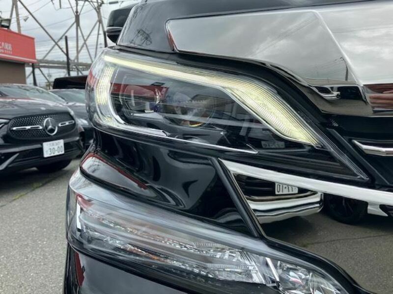 VELLFIRE-33
