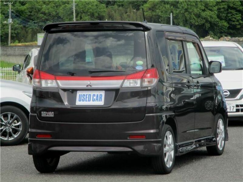 DELICA D2