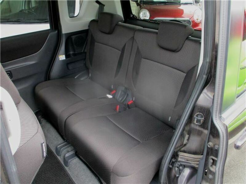 DELICA D2