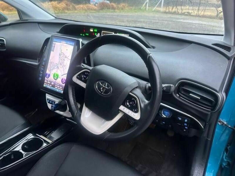 PRIUS PHV-13